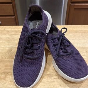 All birds TR size 6 purple sneakers